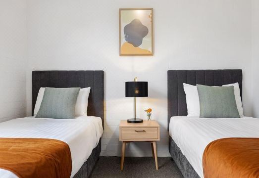 Oxley Court Serviced ApartmentsHotel Overview