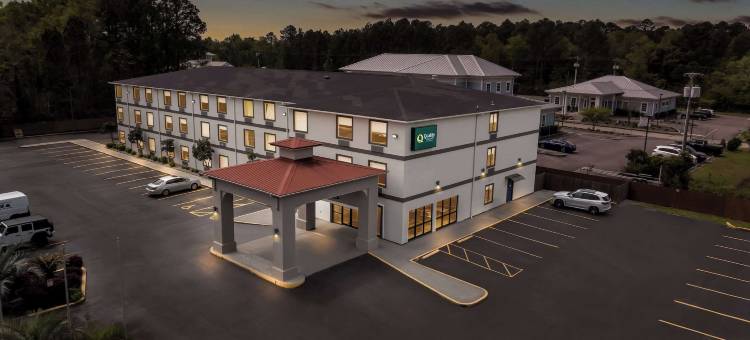 比洛克西 - 海洋泉品质酒店及套房(Quality Inn & Suites Biloxi - Ocean Springs)图片