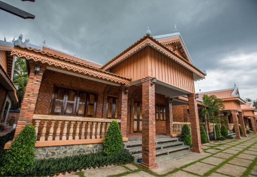 Home Stone Resort Hotel Overview