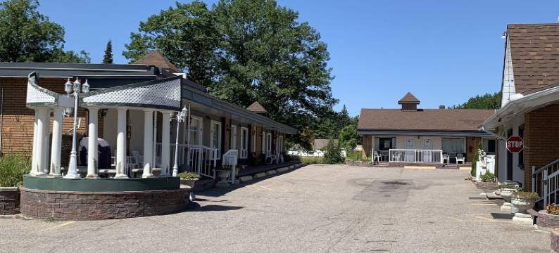 班克罗夫特斯沃尔迪汽车旅馆(Sword Inn Bancroft)图片