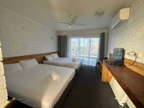 Merimbula Gardens Motel Hotel Overview
