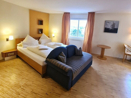 弗洛斯巴赫尔酒店