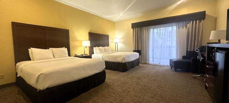 蒙特雷半岛机场舒适酒店(Comfort Inn Monterey Peninsula Airport)图片