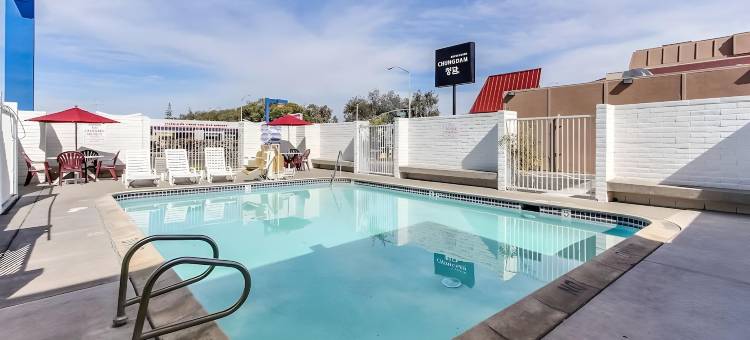 丽柏酒店-雷迪森旗下-圣克拉拉(Motel 6 Santa Clara, CA)图片