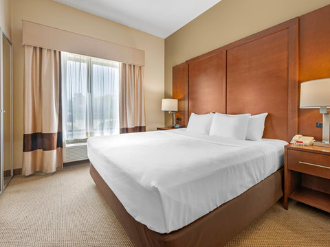 南本德 附近舒适套房酒店