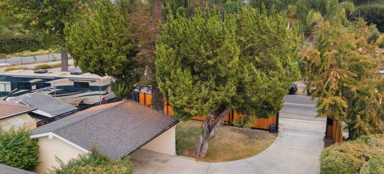 Avantstay西谷大院带泳池！(West Valley by Avantstay Large Yard w/ Pool!)图片