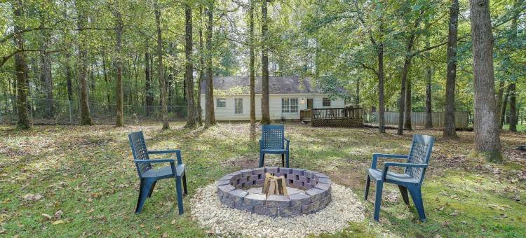 允许携带宠物的Lagrange露台度假租赁(Pet-Friendly Lagrange Vacation Rental w/ Deck!)图片