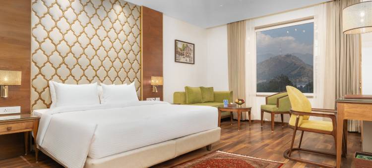 萨罗瓦尔斯里纳格高级酒店(Sarovar Premiere Srinagar)图片