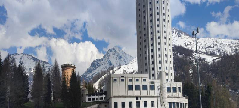 Alpine Escape with Charm图片