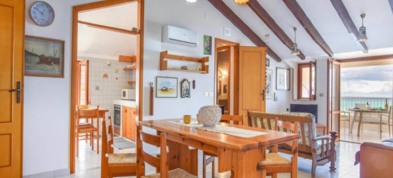 Seafront apartment in Alcamo图片