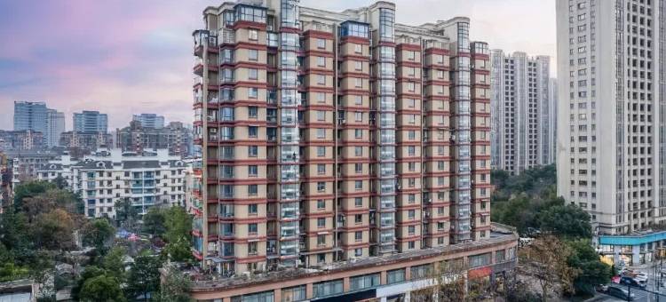 丽呈睿轩酒店(杭州公望街地铁站富阳银泰店)图片