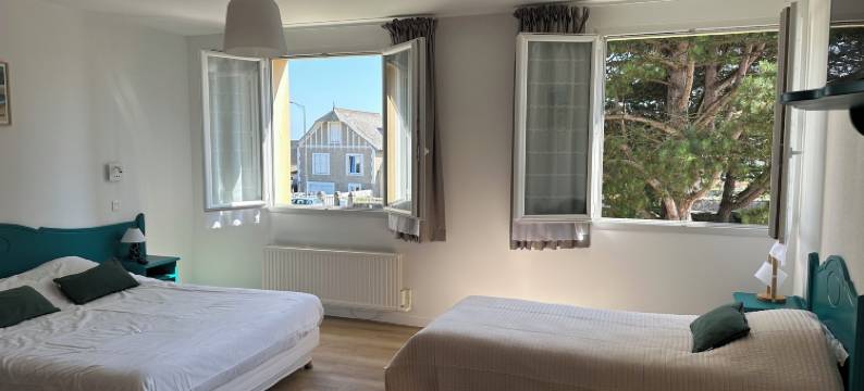 佩龙杜门酒店(Logis Hôtel la Demeure du Perron)图片