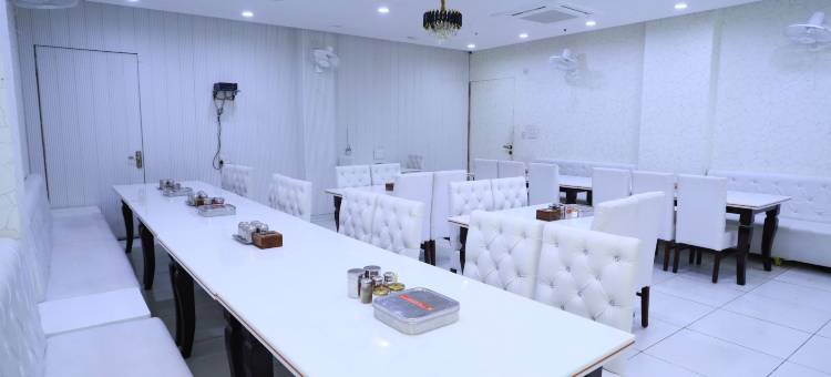 Rangoli 乌代布尔的 Shree Khodiyar 酒店(Hotel Shree Khodiyar by Rangoli Udaipur)图片