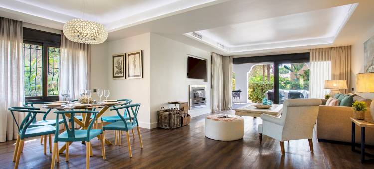 Spectacular apartment with direct access to the beach. Venalmar T图片