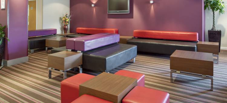 浦耳智选假日酒店(Holiday Inn Express Poole)图片