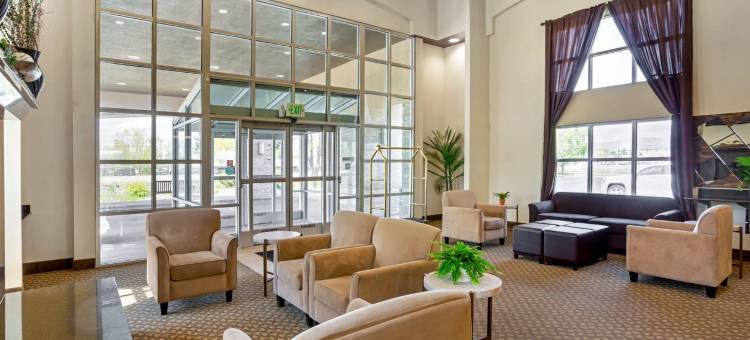 洛根大学附近凯艺酒店(Quality Inn Logan Near University)图片