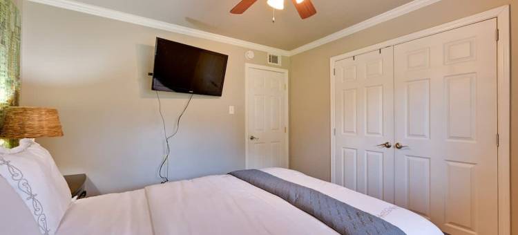 家园豪华舒适的两卧室公寓，靠近SFA(The Homestead Luxury-cozy 2BR Apartments Near SFA)图片