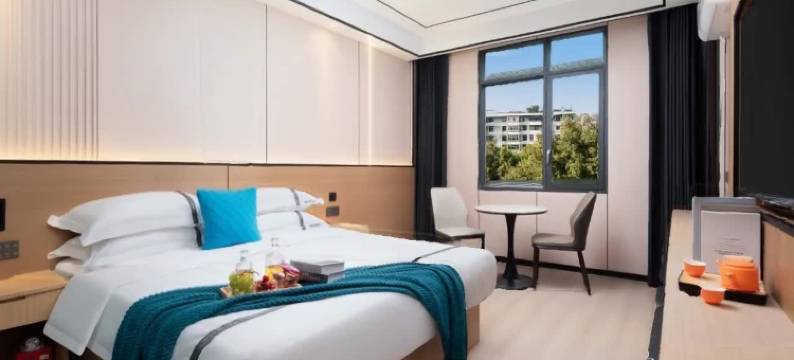 柏漫智能酒店(粮道街小东门地铁站店)图片