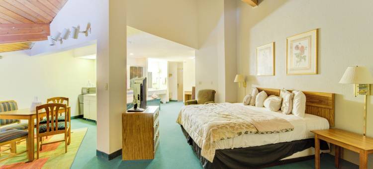 Capital O Amerihost Inn and Suites 梅西科54号高速公路(Capital O Amerihost Inn and Suites Mexico Hwy 54 MO)图片