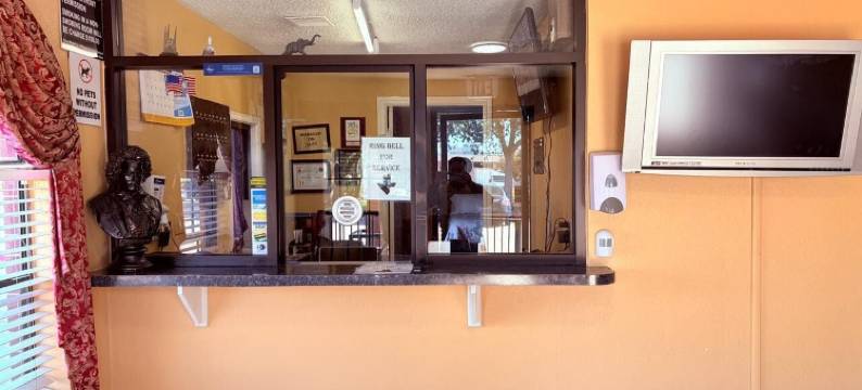 Express Inn & Suites Houston Katy图片