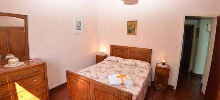 House in Ciciana with Pool and Scenic Views图片
