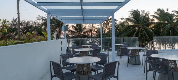 华美达安可温德姆长滩岛白沙滩(Ramada Encore by Wyndham Boracay White Beach)图片