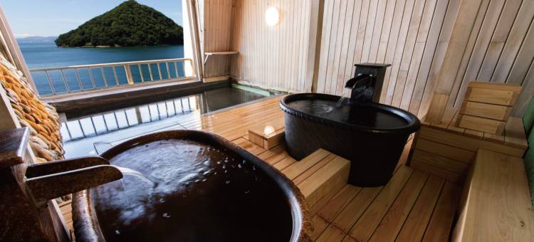 浅虫樱花观光酒店(Asamushi Sakura Kanko Hotel)图片