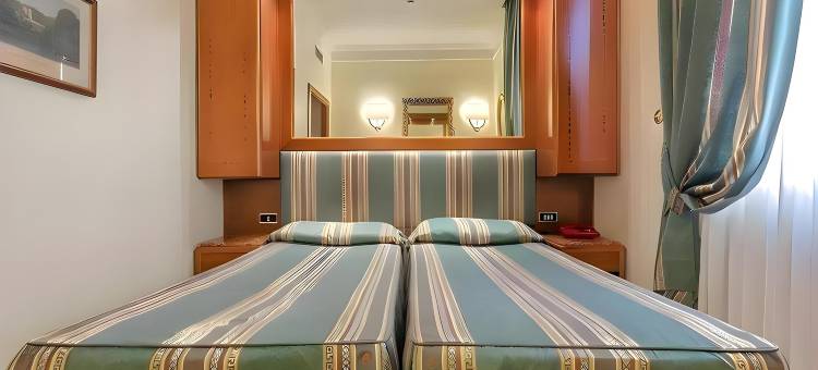 拉齐奥雷利酒店(Raeli Hotel Lazio)图片