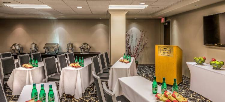 贝塞斯达切维蔡斯万怡酒店(Courtyard Bethesda Chevy Chase)图片