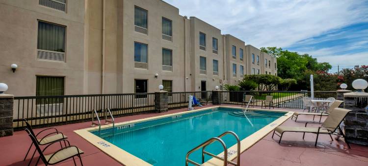 彭萨科拉展览中心红屋顶酒店(Red Roof Inn Pensacola Fairgrounds)图片