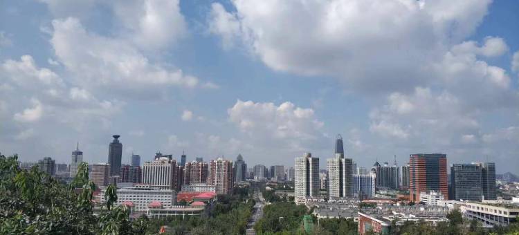 索普特度假酒店(济南名泉广场火车站北广场店)图片