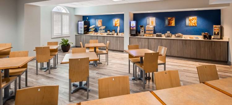 坦帕贝斯特韦斯特酒店(Best Western Tampa)图片