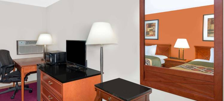 阿尔戈纳速8酒店(Super 8 by Wyndham Algona)图片