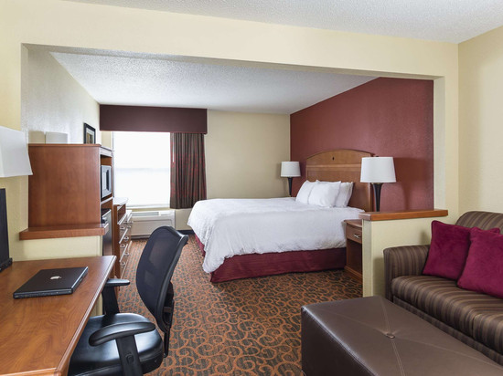 希尔顿欢朋酒店-明尼亚波利斯伯恩斯维尔