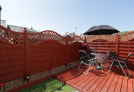 West Shore Cottage Hotel Overview