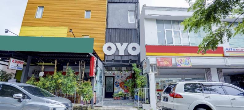 OYO1043索菲伊斯兰酒店(Urbanview Hotel Syariah Near Gelora Delta Sidoarjo)图片