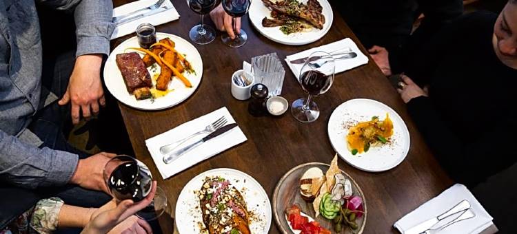 特瑞伯阿尔卑斯山酒店(Thredbo Alpine Hotel)图片