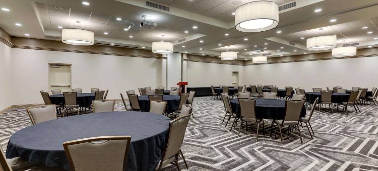 堪萨斯-独立城德鲁里套房酒店(Drury Inn & Suites Independence Kansas City)图片