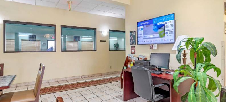 克利尔莱克广场贝斯特韦斯特酒店(Best Western Clearlake Plaza)图片