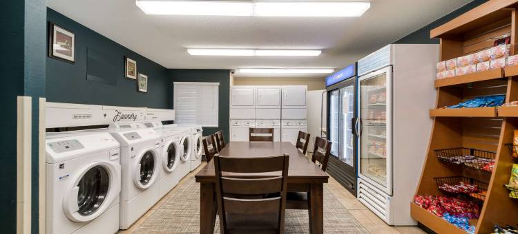 汉普顿索尼斯塔简单套房酒店(Sonesta Simply Suites Hampton)图片