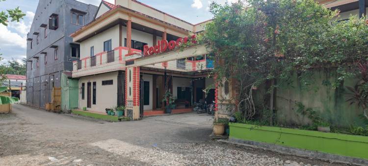 红多兹酒店-近三马林达广场(RedDoorz Near Samarinda Square)图片