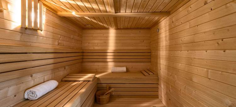 梦之月托雷莫里斯- 推荐成人(Moon Dreams Torremolinos - Adults Recommended)图片