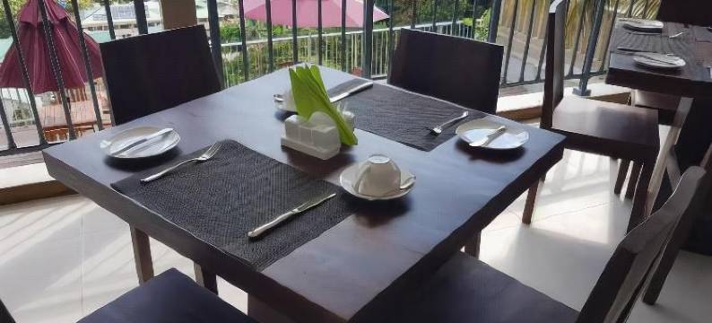 里奇公寓(The Ridge Residence)图片