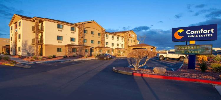 佩奇鲍威尔湖舒适套房酒店(Comfort Inn & Suites Page at Lake Powell)图片