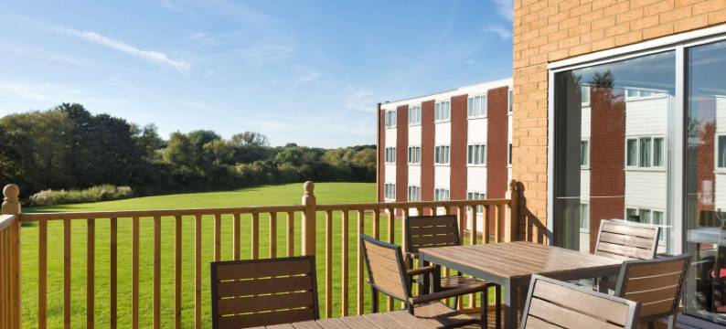 米尔顿凯恩斯温德姆华美达酒店(Ramada by Wyndham Milton Keynes)图片