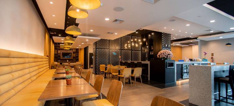 基多拉卡罗利纳公园希尔顿欢朋酒店(Hampton by Hilton Quito la Carolina Park)图片