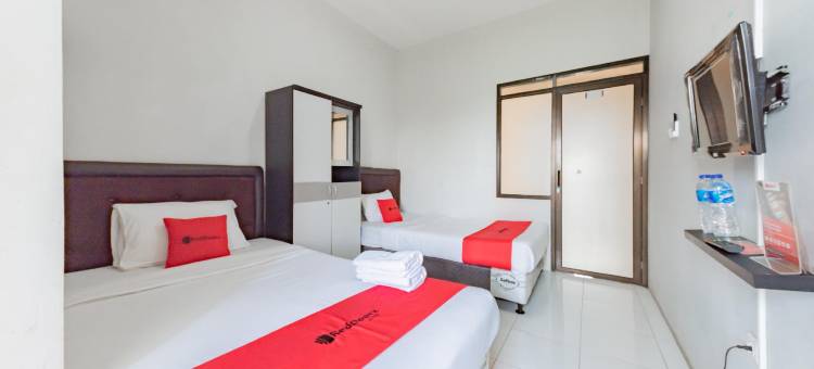 红多兹伊斯兰酒店-近苏加武眉赫米纳医院(RedDoorz Syariah Near RS Hermina Sukabumi)图片