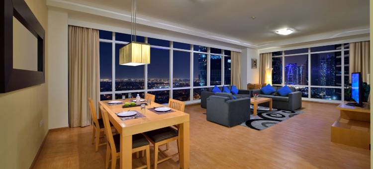 橡树丽瓦高地酒店(Oaks Liwa Heights Suites)图片