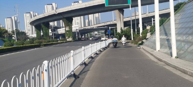 鹿鸣美宿公寓(王窑河一巷分店)图片