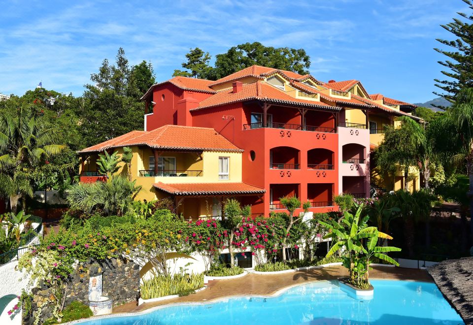 Pestana Village, Garden Hotel Hotel Overview